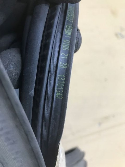 Uszczelka Opel Vectra C Kombi 02-08r. guma drzwi prawa lewa tylna