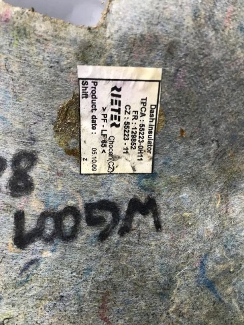 Wygłuszenie toyota aygo citroen C1 peugeot 107 wyciszenie ściany grodziowej silnika 55223-0h11 129852 55223-11