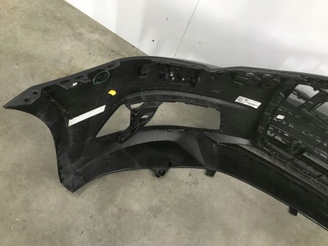 Zderzak przedni Audi A6 C8 18- 4K0807437