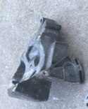 Łapa silnika Vw PASSAT B5 AUDI 1.6b wspornik mocowanie ALTERNATORA SPRĘŻARKI