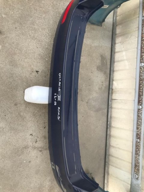 Zderzak tylny Skoda Octavia 3 III kombi 12-16r. 5E9807421