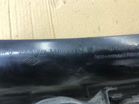 Lampa Renault Espace IV 4 02-06r. tylna lewa przedlift 8200027153 8200027152