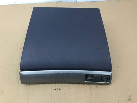 Schowek Volvo V40 schowek pasażera deski 30801106 30808049 30813340