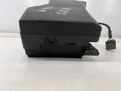 Skrzynka bezpieczników Volvo v40 1.8 moduł 30859714