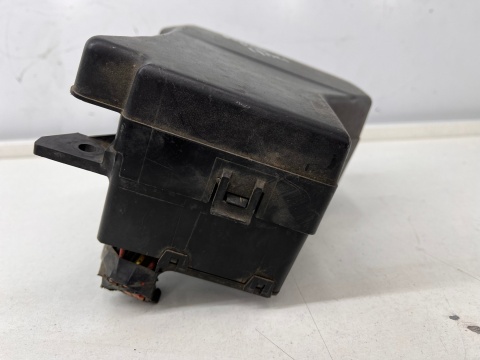 Skrzynka bezpieczników Volvo v40 1.8 moduł 30859714