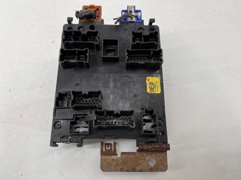 Skrzynka bezpieczników Nissan altima moduł sterownik BSI 24350-9e000