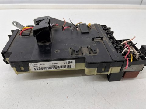 Skrzynka bezpieczników Renault clio 2 II moduł sterownik 21656613