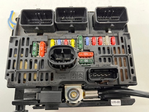 Skrzynka bezpieczników Peugeot expert Fiat scudo Citroen moduł sterownik BSI 9661682880