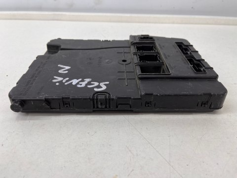 Skrzynka bezpieczników Renault scenic 2 megane 2 moduł komfortu 8200724405