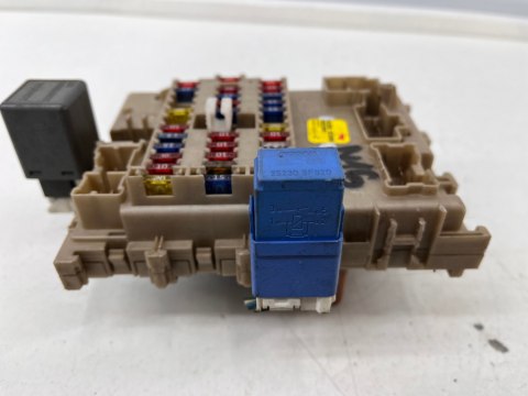 Skrzynka bezpieczników Nissan almera n16 moduł 24350-5m300