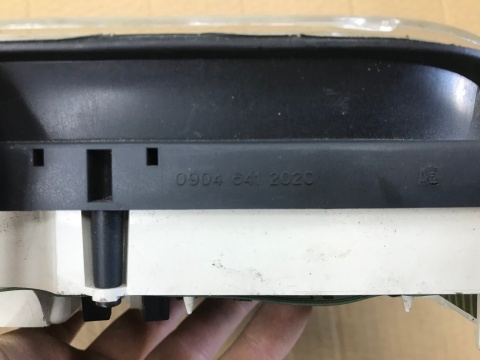 Licznik Renault megane 1.6 zegary obrotomierz prędkościomierz wskaźnik wyświetlać 09046412020