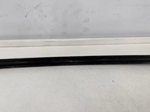 Belka zderzaka Hyundai Tucson 3 III przednie dolne wzmocnienie 2015-2020r. 86571-d7000
