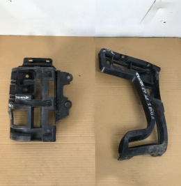 Ślizg Peugeot 5008 I 09-17r. mocowanie wspornik uchwyt zderzaka lewe prawe tylne 9686264180 9686247680