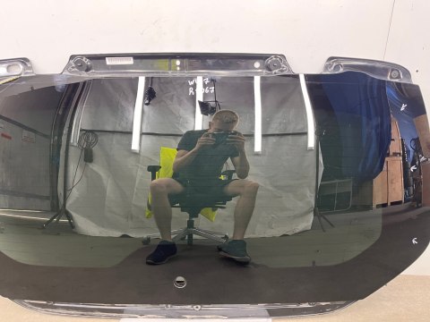 Szyba tylna Mercedes Vito W447 klapy bagażnika z ramą stelażem przyciemniona fabrycznie 2014r-