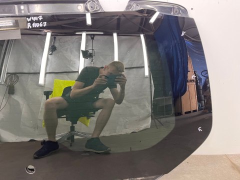 Szyba tylna Mercedes Vito W447 klapy bagażnika z ramą stelażem przyciemniona fabrycznie 2014r-