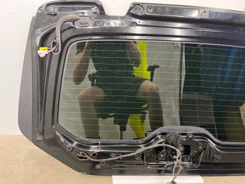 Szyba tylna Mercedes Vito W447 klapy bagażnika z ramą stelażem przyciemniona fabrycznie 2014r-