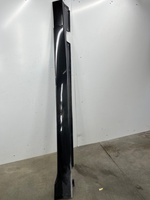 Nakładka progu BMW 5 E60 E61 prawa listwa próg zewnętrzny 7033760