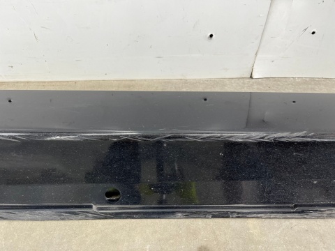 Nakładka progu BMW 5 E60 E61 prawa listwa próg zewnętrzny 7033760