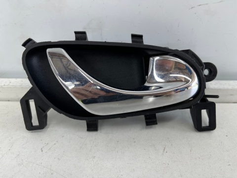 Klamka Nissan Qashqai II 2 J11 13-21r. wewnętrzna rączka uchwyt drzwi przednia tylna prawa 80670-4ea0