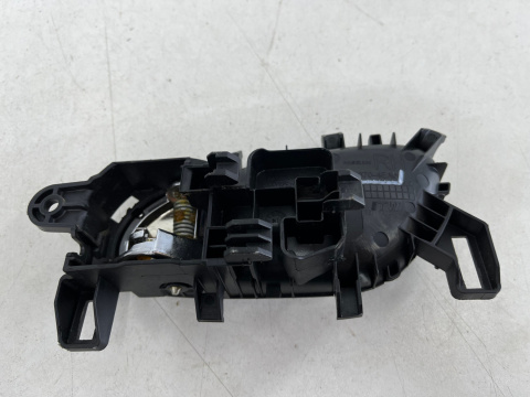 Klamka Nissan Qashqai II 2 J11 13-21r. wewnętrzna rączka uchwyt drzwi przednia tylna prawa 80670-4ea0