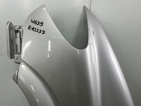 Błotnik Mercedes w639 Vito II 2 Viano 03-14r. lewy przód lewy przedni 6396304307