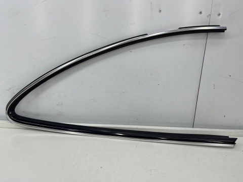 Listwa Mercedes CLK I 1 W208 C208 coupe 97-02r. prawa tylna nakładka zewnętrzna ozdobna szyby bocznej karoseryjnej chrom