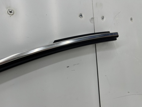 Listwa Mercedes CLK I 1 W208 C208 coupe 97-02r. prawa tylna nakładka zewnętrzna ozdobna szyby bocznej karoseryjnej chrom