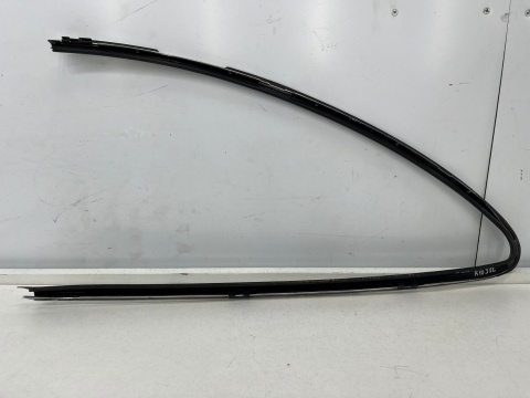 Listwa Mercedes CLK I 1 W208 C208 coupe 97-02r. prawa tylna nakładka zewnętrzna ozdobna szyby bocznej karoseryjnej chrom