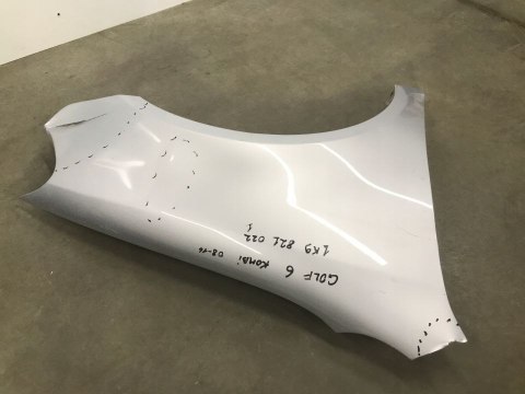 Błotnik VW GOLF 6 VI prawy przedni 2008-2016r. 1k9821022