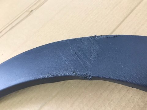 Listwa Mercedes GLA I X156 nakładka rant nadkola błotnika prawa tylna 2013-2019r. A1568851200