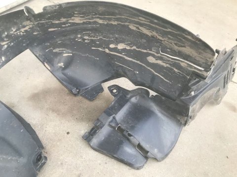 Nadkole Dacia Renault Logan I 1 + MCV kombi prawe przednie 04-12r. 638402115r