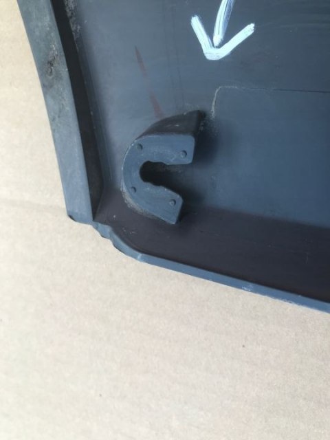 Listwa Ford Transit MK7 dolna boczna lewa tylna nakładka karoserii przed tylnym kołem 14-19r. bk31-v29397