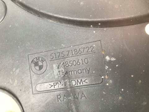 Osłona podwozia BMW 5 F10 F11 sedan kombi osłona zbiornika baku 10-17r. 7186722