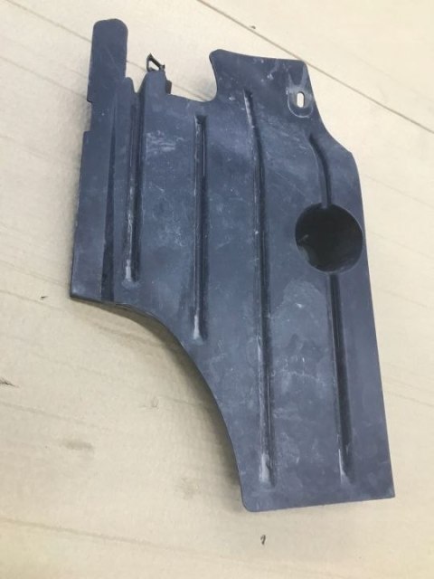 Osłona podwozia Ford Focus II MK2 C-max MK1 prawa tylna 03-11r. 3m5111778ae