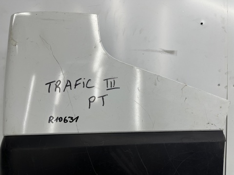 Zderzak tylny Trafic 3 III Opel Vivaro 2 II Primastar 2 II Talento Express 14r.->narożnik nakładka prawa zderzaka 850162827R