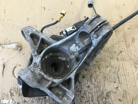 Zwrotnica Porsche Boxster 986 piasta lewa tylna 1996-2004r. 98633115820