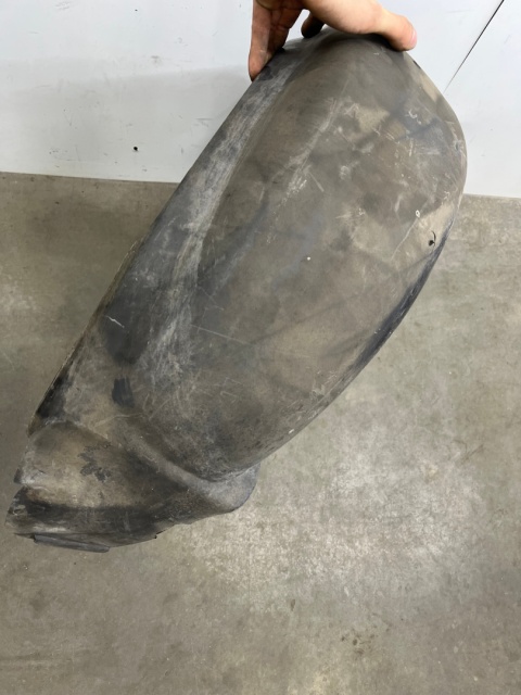 Nadkole Mercedes A-klasa W168 97-04r. prawe tylne prawy tył osłona A1686985830