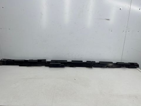 Ślizg BMW F30 F31 11-18r. sedan kombi prawy mocowanie progu wspornik uchwyt komplet 7256918