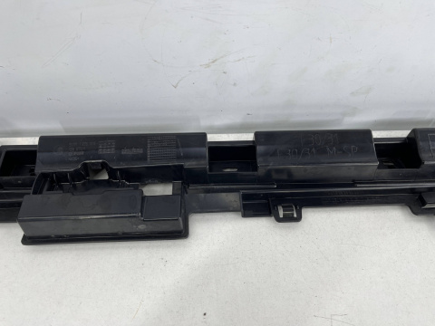 Ślizg BMW F30 F31 11-18r. sedan kombi prawy mocowanie progu wspornik uchwyt komplet 7256918