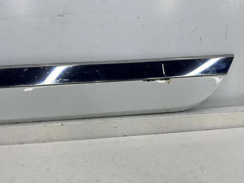 Listwa Vw Passat B8 sedan kombi lewa tylna nakładka drzwi dolna chrom 2014-2022r. 3g0854949