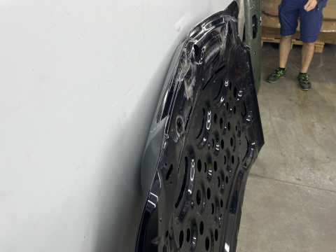 Maska Mercedes W204 LIFT pokrywa 2011-2014r. C-klasa ORYGINALNA