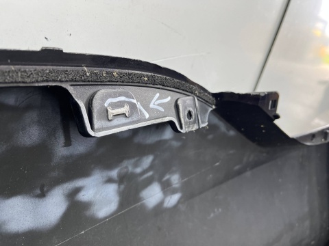 Klapa bagażnika Renault Espace V 5 tylna blenda nakładka 14-23r. 901528890r 901526433r