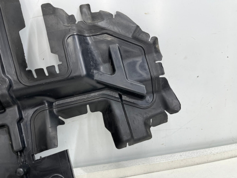 Osłona chłodnicy Citroën C3 III 16r.- lewa kierownica osłona powietrza pasa przedniego 9836122580