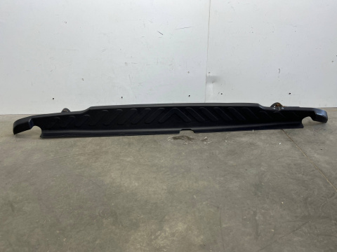 Zderzak tylny Nissan Navara IV 4 D23 NP300 Renault Alaskan belka nakładka listwa zderzaka 2015r.->