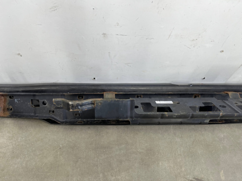 Zderzak tylny Nissan Navara IV 4 D23 NP300 Renault Alaskan belka nakładka listwa zderzaka 2015r.->